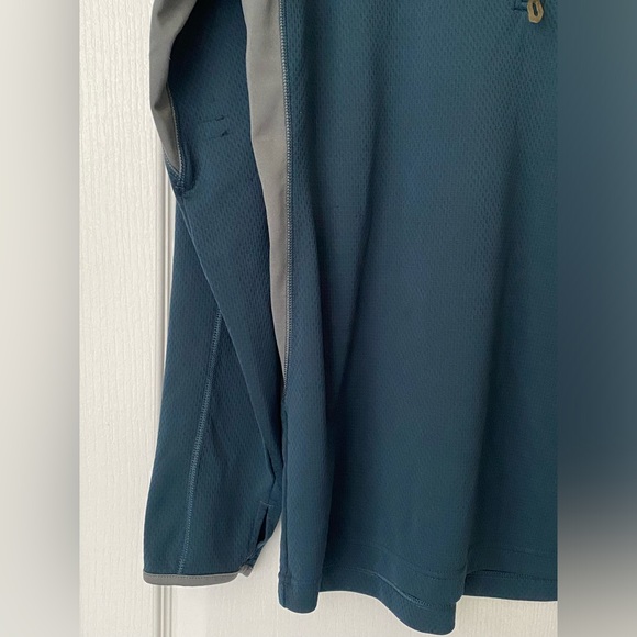 Columbia Titanium. Three-quarter zip up jacket. Men’s size large. - Picture 10 of 12